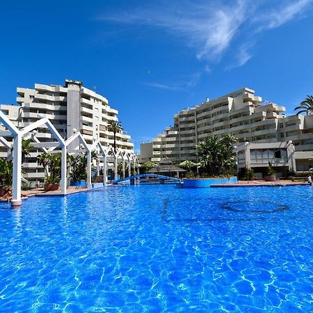 Benal Beach, Luxury Sea & Mountain View Beachside 1 Bedroom Apartment เบนัลมาเดนา ภายนอก รูปภาพ