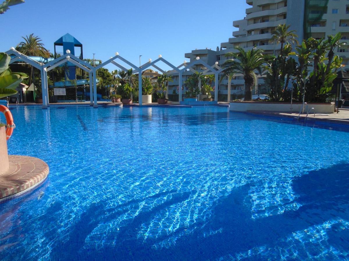 Benal Beach, Luxury Sea & Mountain View Beachside 1 Bedroom Apartment เบนัลมาเดนา ภายนอก รูปภาพ